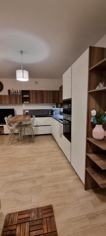 La Maison De Florina Milánó Kültér fotó