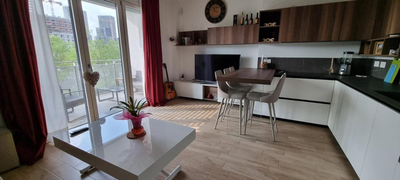 La Maison De Florina Milánó Kültér fotó